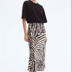 H&M Zebra Pattern Midi Skirt - Black and Cream